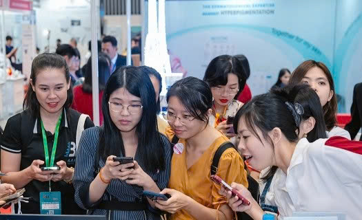 Vietnam Medipharm Expo 2024 khám phá xu hướng chăm sóc sức khỏe toàn cầu